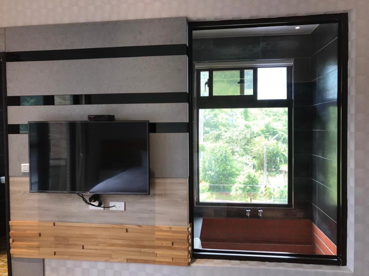 ג'יאושי Ruo Shui Hotspring Hotel מראה חיצוני תמונה