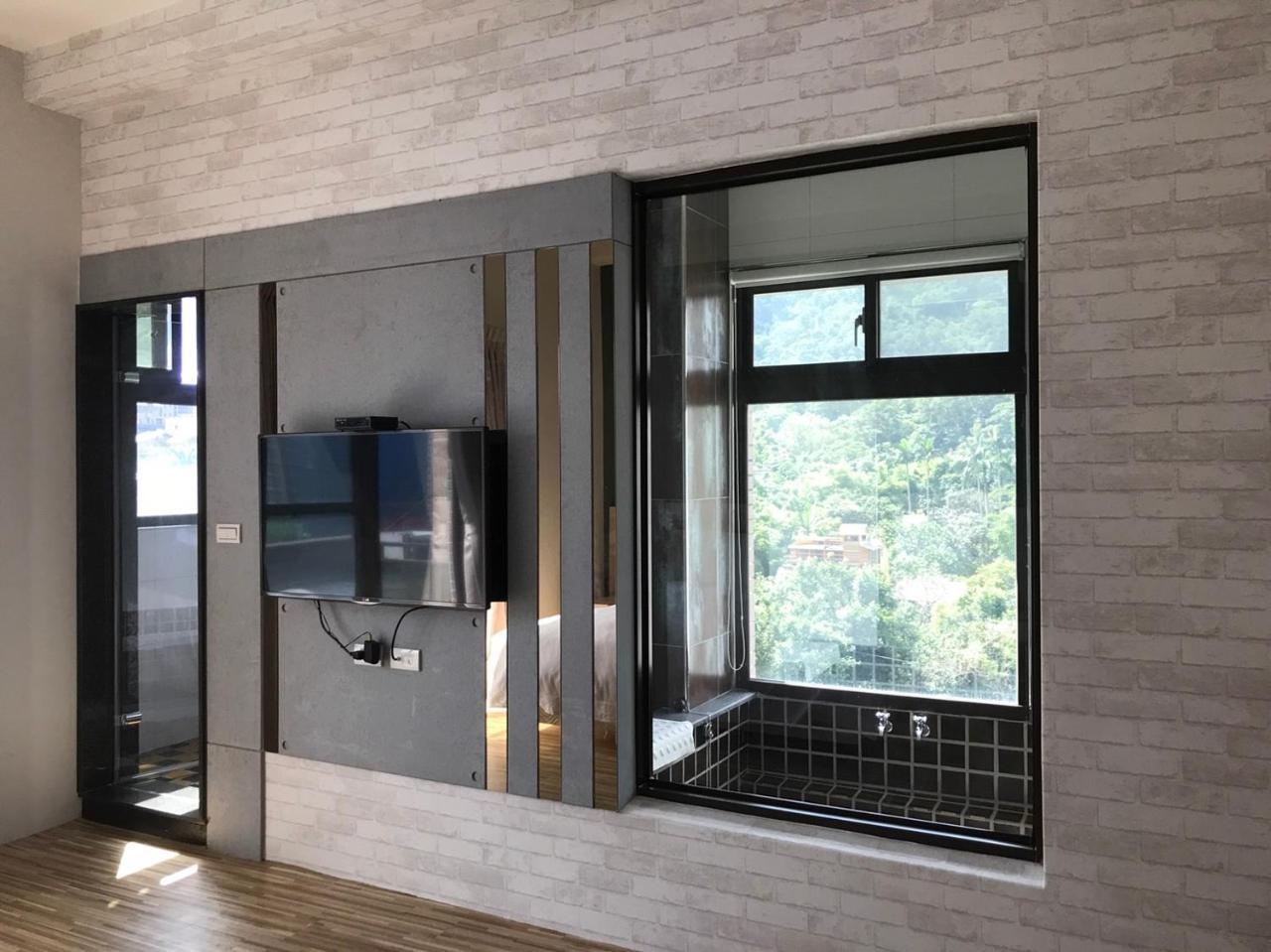 ג'יאושי Ruo Shui Hotspring Hotel מראה חיצוני תמונה