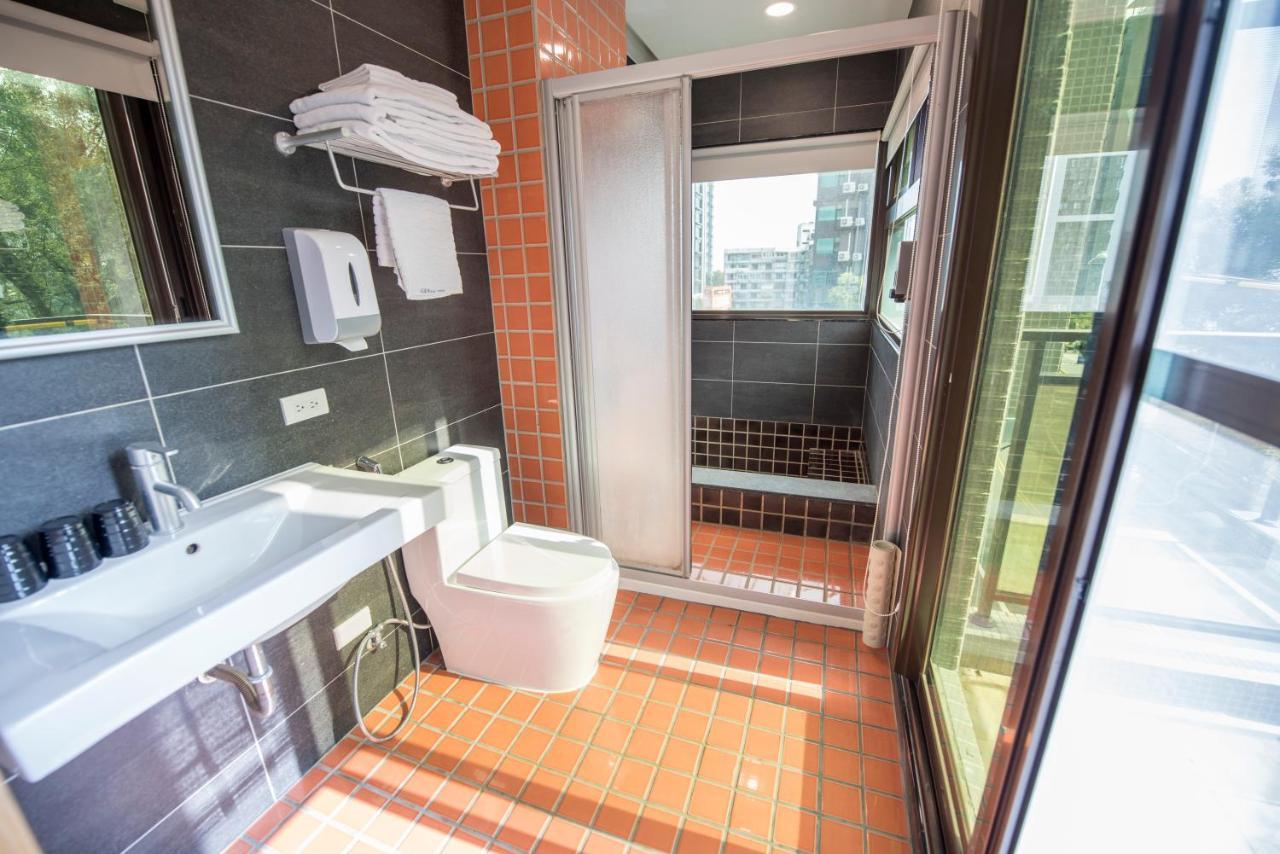 ג'יאושי Ruo Shui Hotspring Hotel מראה חיצוני תמונה